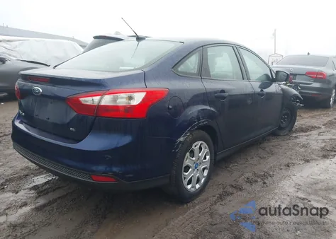 2012 Ford Focus Se из США, поврежденный, VIN 1FAHP3F21CL148367